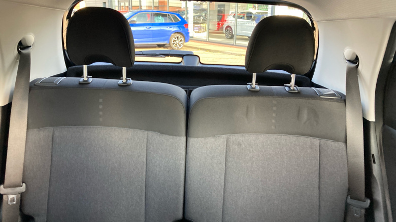 Hyundai INSTER 85kW 02 49kWh 5dr Auto Electric Hatchback